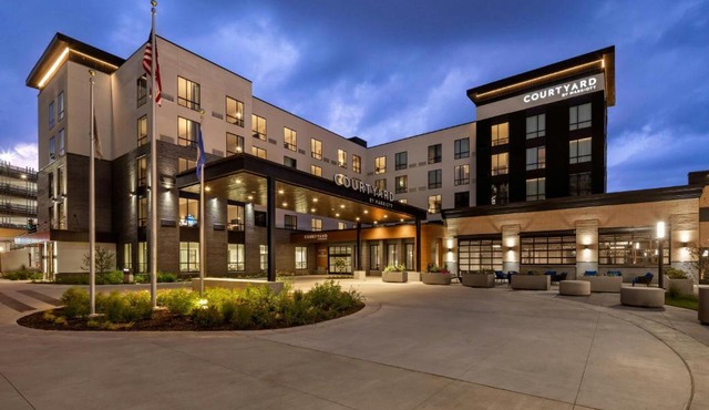 Courtyard by Marriott St Paul Downtown