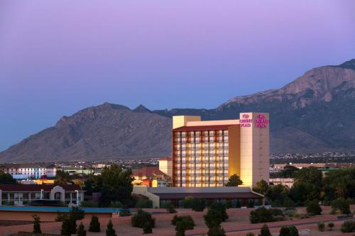 Crowne Plaza Albuquerque by IHG