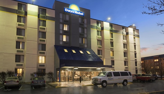 Days Hotel by Wyndham University Ave SE