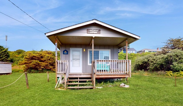 Dog-friendly cottage w/beach access & ocean view from living room