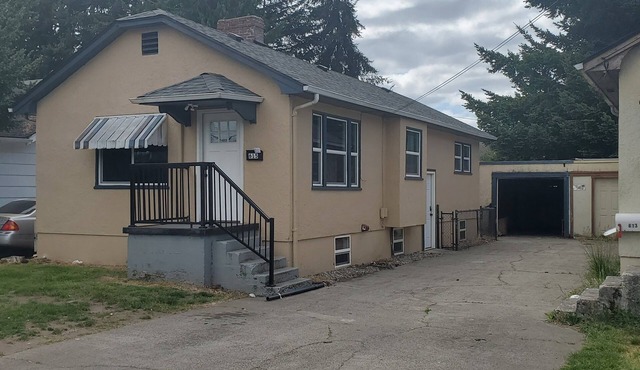 DORM STYLE HOUSING