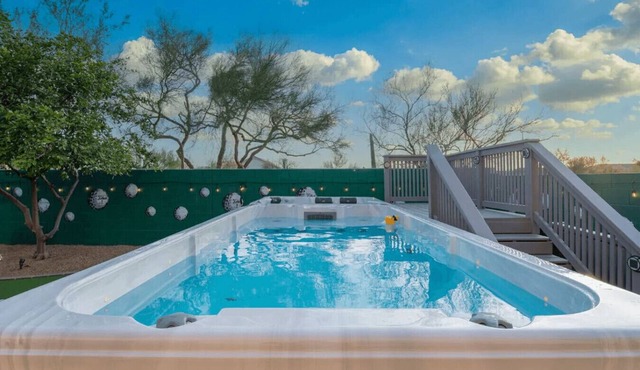 Dream Golf Escape: Pool, Hot Tub & Entertainment