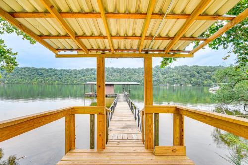 Dual Cottages on Lake of the Ozarks!