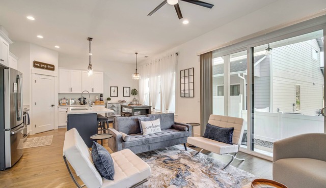 Eagle Point Golf Retreat: Pool Access + Patio!