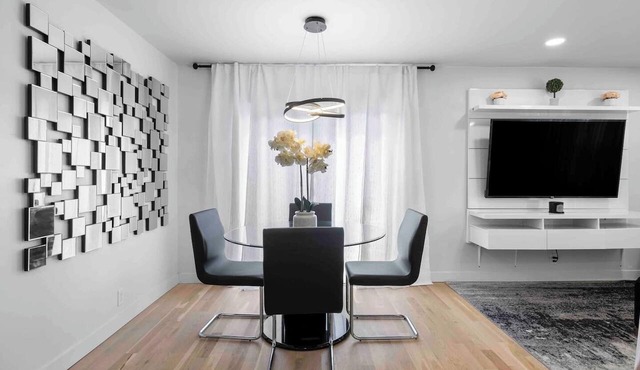 Elegant Modern 2BR Escape with Secure Garage Parking