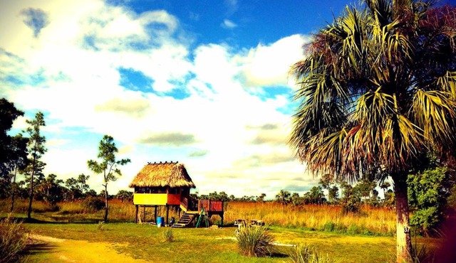 Everglades Chickee Cottage & Bungalow - Ochopee