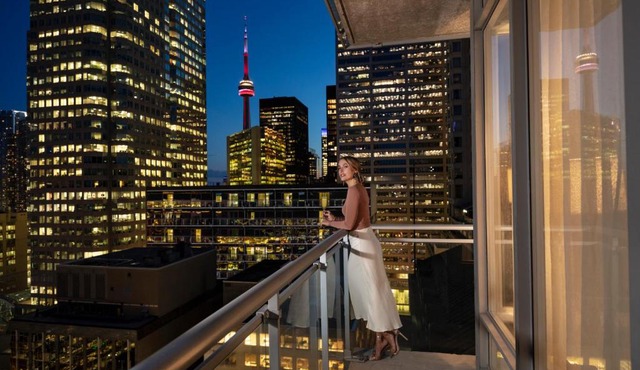 Executive Hotel Cosmopolitan and Spa in Toronto