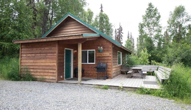 Gate Creek Cabins | Grizzly Den