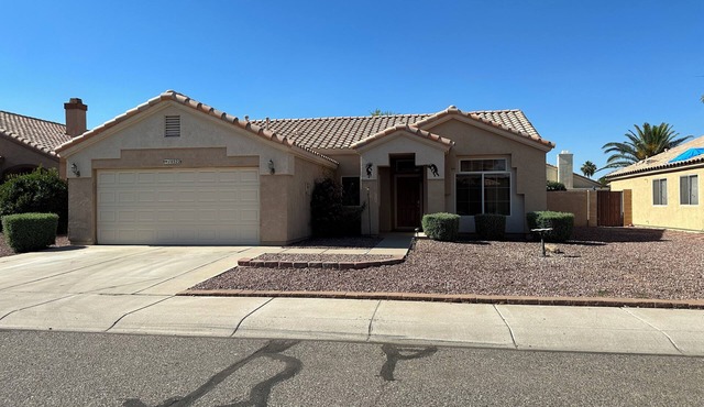 Glendale Entertainment District State Farm Sox Dodgers NASCAR 3 bed home