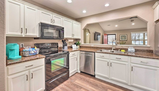 Gorgeous Bentonville Vacation Rental!