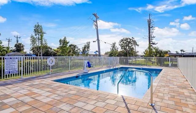 Gulf Access with Boat Slip, Heated Saltwater Pool, Dog-Friendly-Bacino Vista #307 - Roelens