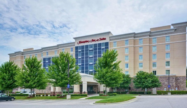 Hampton Inn & Suites Crabtree