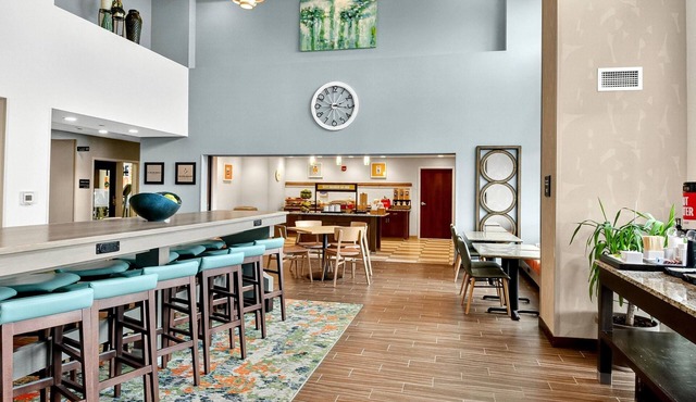 Hampton Inn & Suites Chippewa Falls