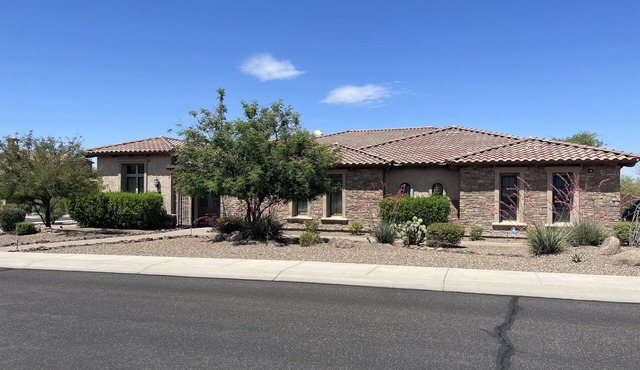 High End Villa w/Pool, Spa & Putt -Close to Scottsdale and Toto National Forest