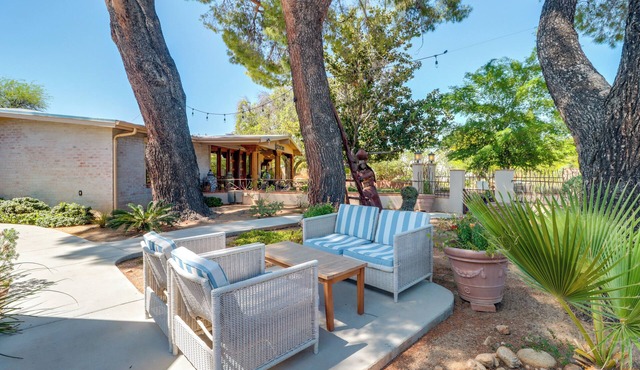 Hike, Shop & Relax: Tucson Home w/Swim Spa Access
