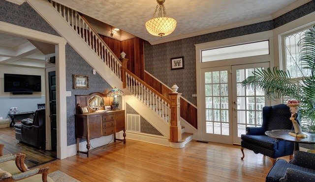 Historic Hot Springs Home < 1 Mi to Oaklawn!