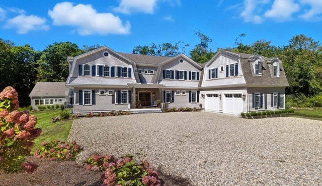 Hydrangea Hideaway: 236-O Luxurious Orleans Estate w/Pool, Cabana, Game Room, and Stunning Finishes in Orleans