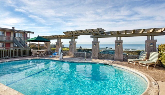 Ideal Oceanfront Getaway | 2 Units | Short Drive from San Simeon State Park
