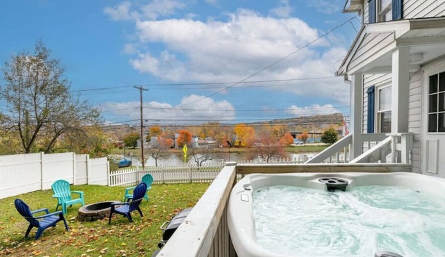 Ithaca 2 Bed 2 Bath · River front in the · River front in the heart of Ithaca! in Ithaca
