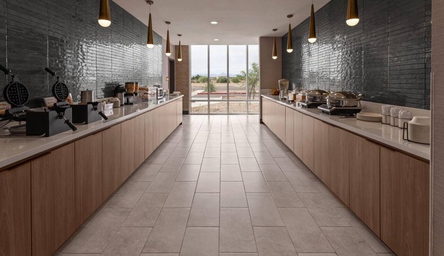 La Quinta Inn & Suites by Wyndham Phoenix West/Glendale