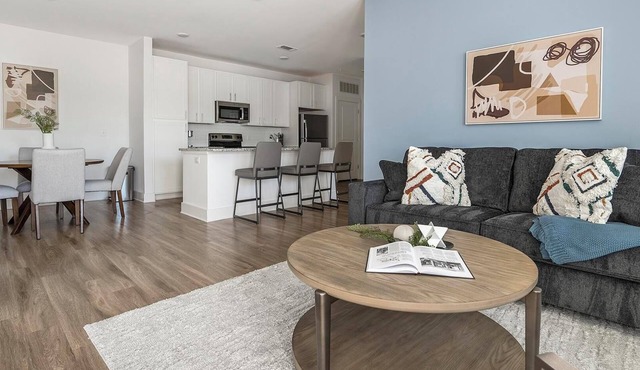 Landing | Incredible 2BD, Yoga Studio, Pool