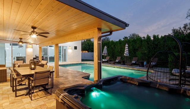 Luxe- Zephyr -pool - Putting Green - Tons of Games