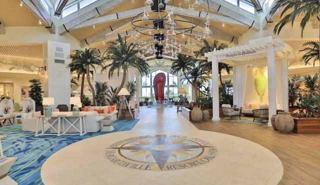Magic in Margaritaville! New, Modern Condo Sleeps 7, Close to All Theme Parks