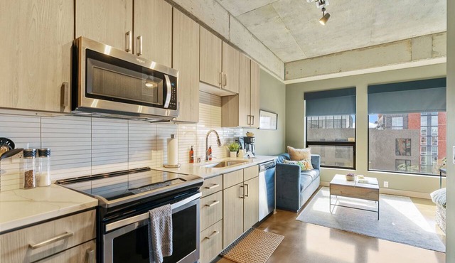 MINNeSTAY* Sable 601 | North Loop | Target Center