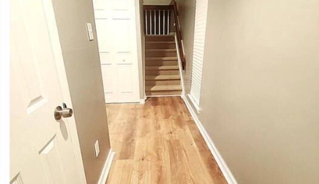Modern Clean Townhouse minutes away from Philadelphia