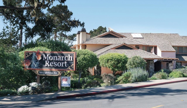 Monarch Resort
