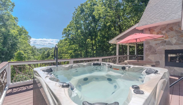 Mountain View Hideaway | Hot Tub + EV Charger