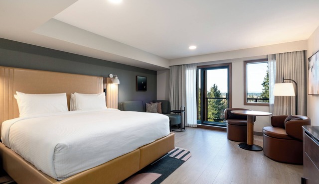 Naturally Pacific Resort in Campbell River