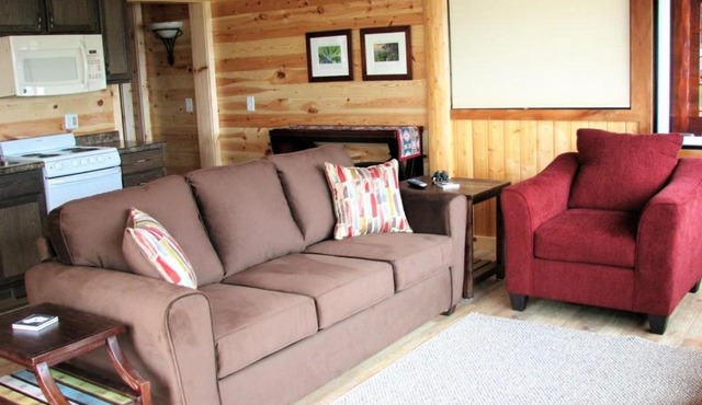 Nelson Lake Lodge