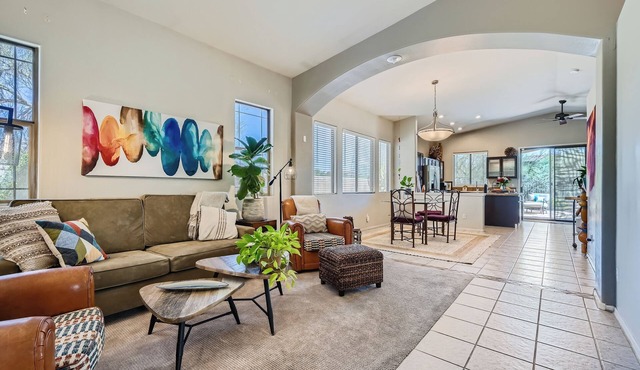 NEW LISTING: Enjoy Fall or Winter in Cave Creek