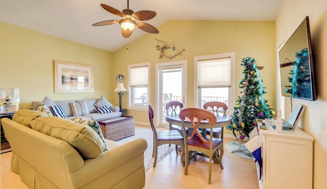 Oceanfront Oasis in Cedar Key w/2 Balconies!