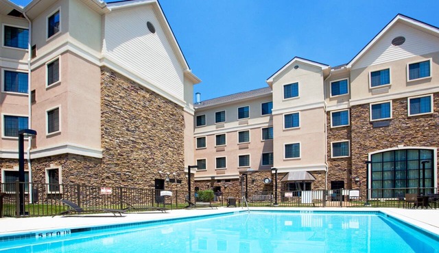 Outdoor Pool + Free Breakfast | Close to Duke University Medical Center