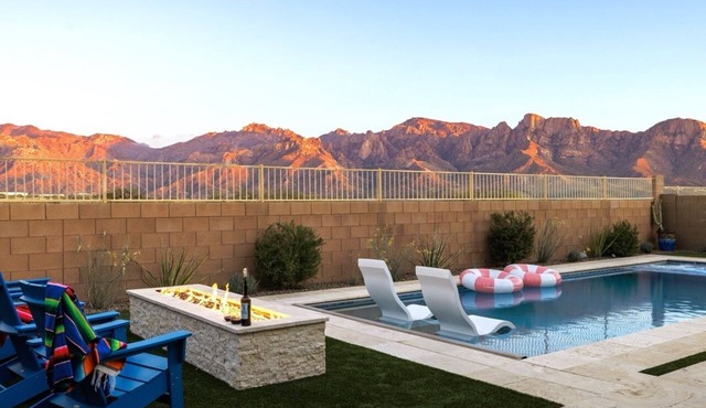 Panoramic views w/Heated Saltwater Pool + Spa