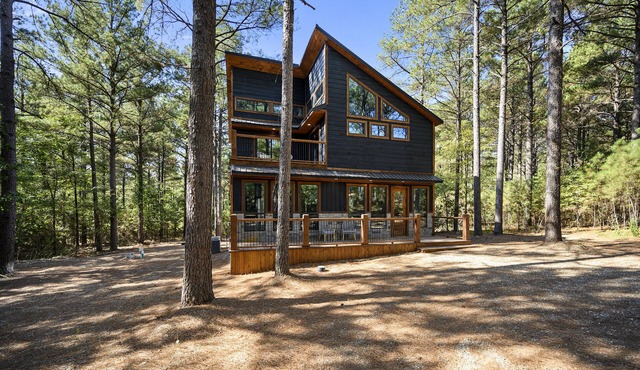 Peaceful Family Retreat with Fido!