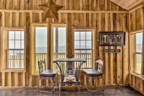 Peaceful ‘Mountain Air’ Getaway w/Fire Pit!