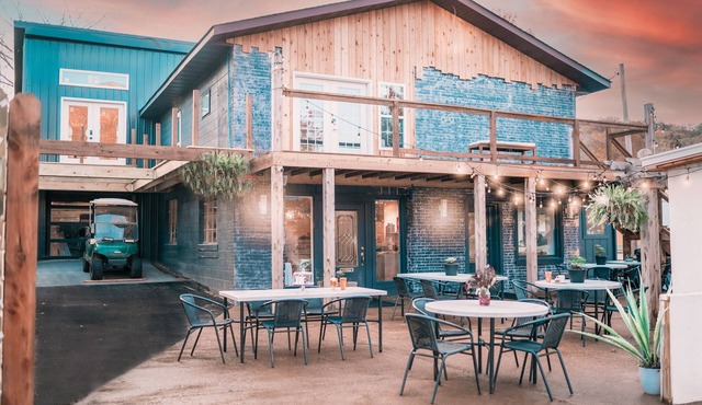Pickleball Cafe & Micro Hotel