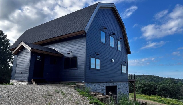 Private 5 BR/4 Bath home on Lake Zumbro w/amazing vistas nearby Mayo Clinic