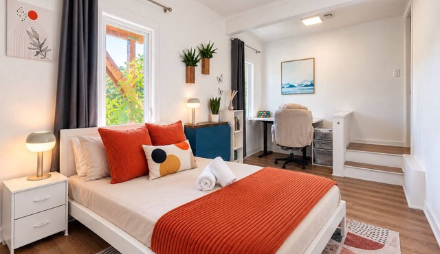 Private Berkeley Hills Studio Suite With Laundry