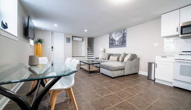 Private Parking+Prime Location-Amazing Apartment