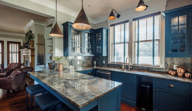 Private Pool, Game Room, Elevator, Garage!