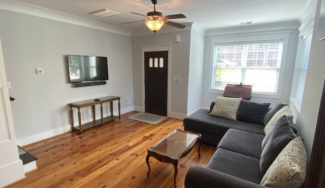 Quiet Downtown Davidson Townhome