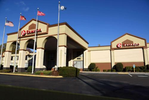 Ramada by Wyndham Triangle/Quantico in Triangle