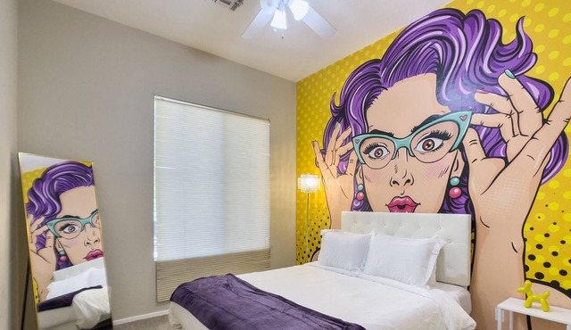 Romantic Fun Themed 4B/2b Home - Great Location Peoria, AZ