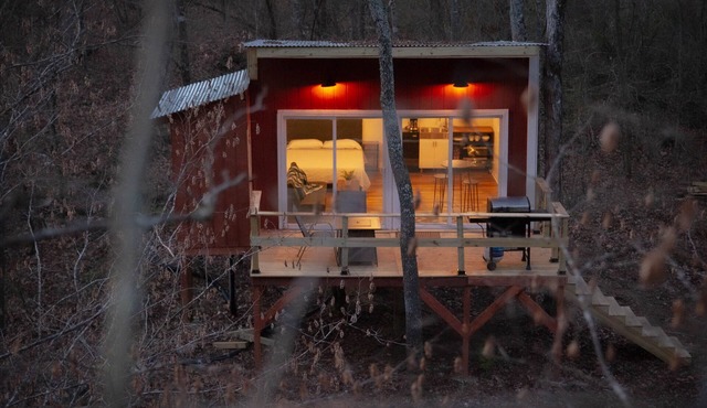 Romantic Mark Twain Current River Treehouse Glamping Getaway