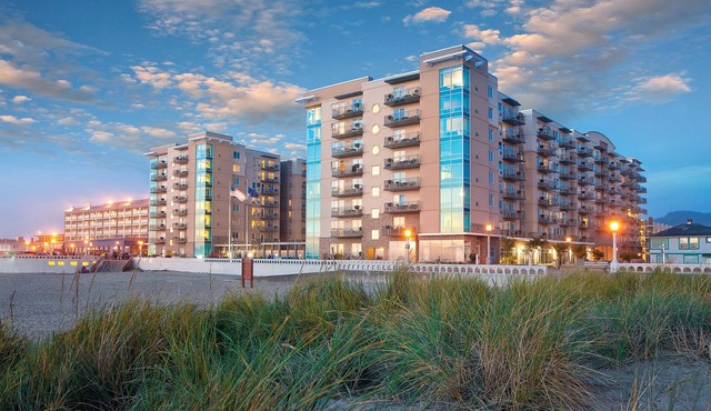 Seaside Resort - Ocean Front 2 Bedroom 2 Bath - Assignment 3