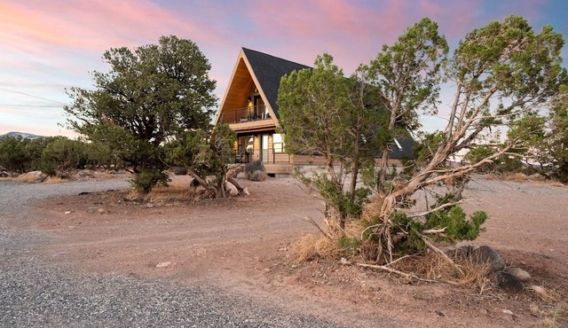 Secluded A-frame with Stunning Desert Views in Torrey, Utah